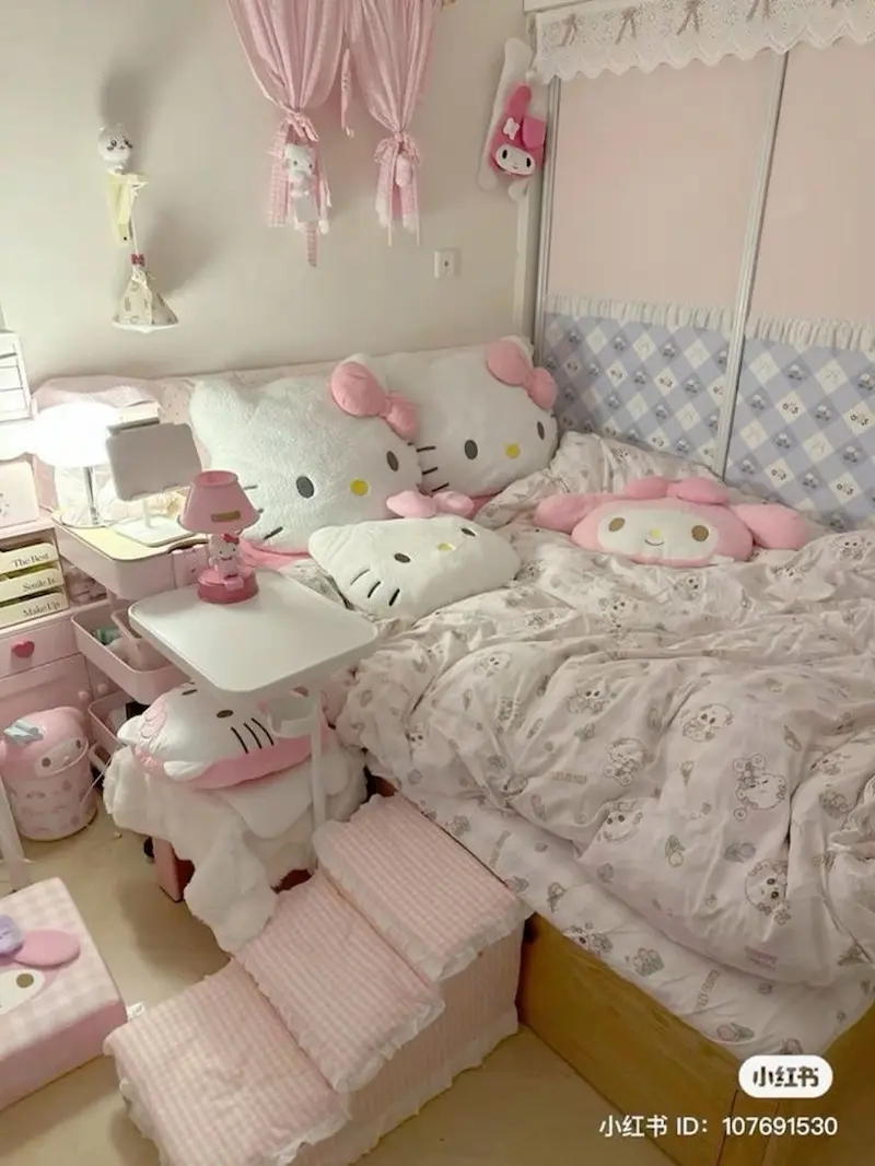 cách trang trí phòng ngủ hello kitty